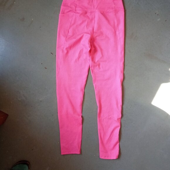 [Vineyard Vines] XL Girls Hot Pink Performace Leggings - Picture 3 of 3